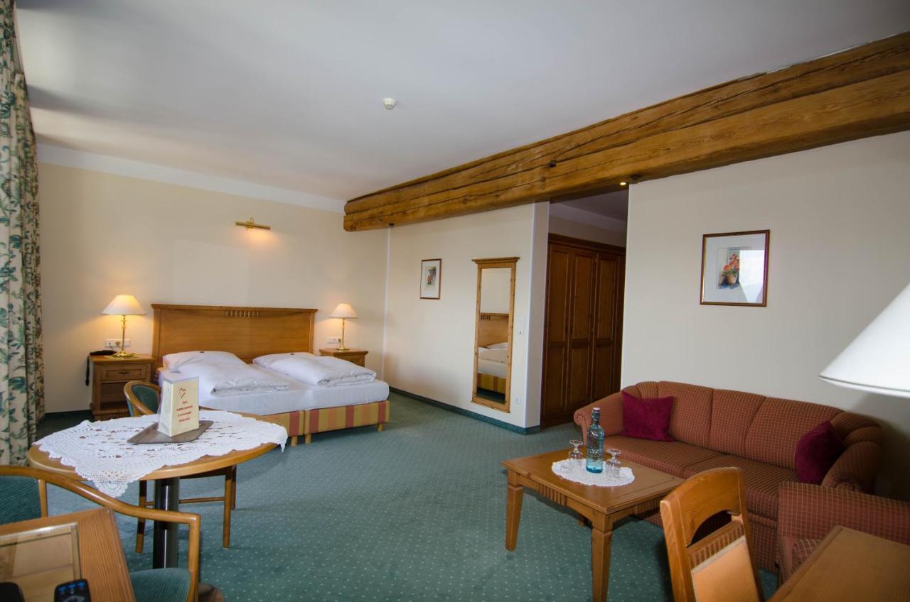 Hotel Ansitz Kematen ***S Collalbo Bagian luar foto